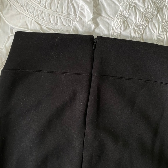 Guess Pencil Skirt - Picture 4 of 4